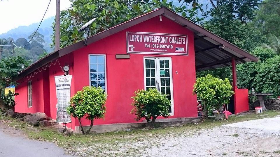 フル・ランガッ Lopoh Waterfront Budget Chaletsヴィラ エクステリア 写真
